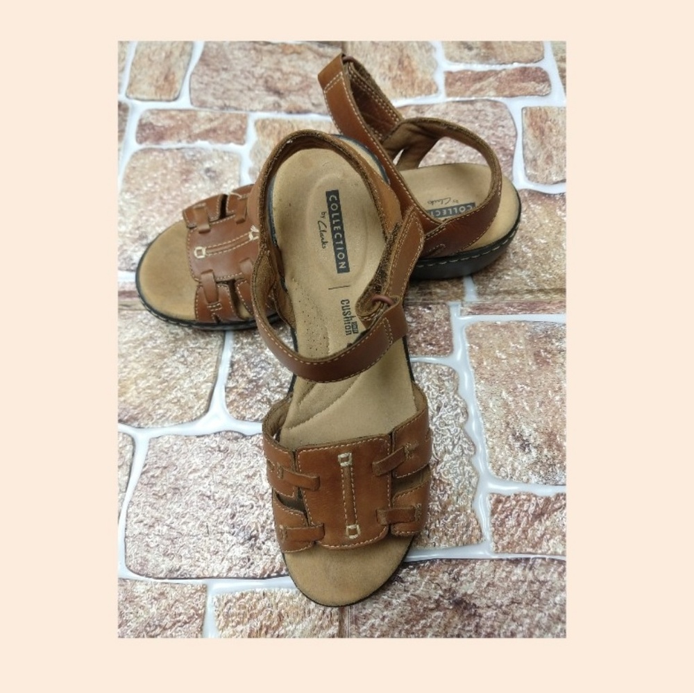 Clarks women's Delana Nila Platform Size 6